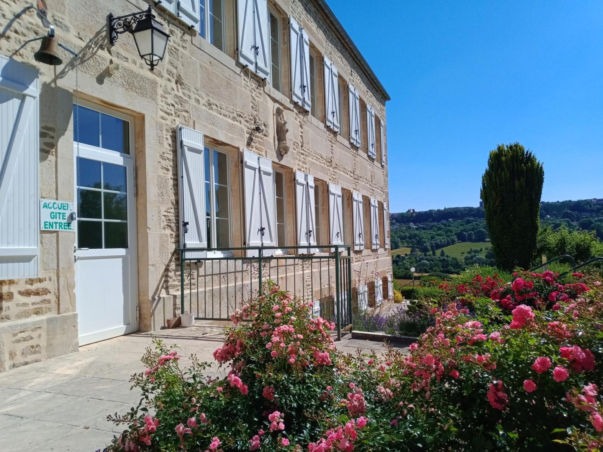 Domaine Ferme Sainte Anne Hotel Langres Exterior photo